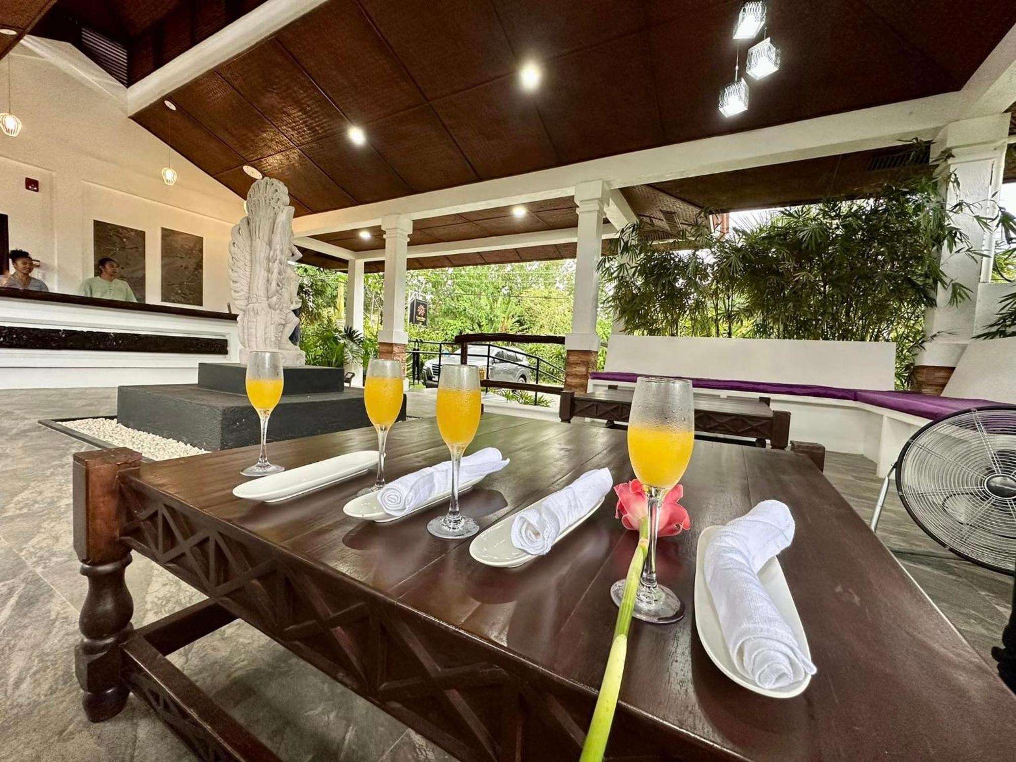 Carpe Diem Villas & Resort Puerto Princesa Exterior foto
